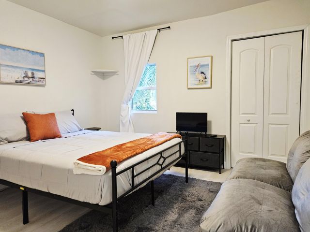 Дом в аренду по адресу 719 Briggs Street - фото 6760825