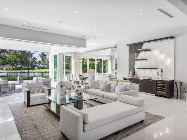 Продажа дома по адресу 148 Thatch Palm Cove - фото 6769049