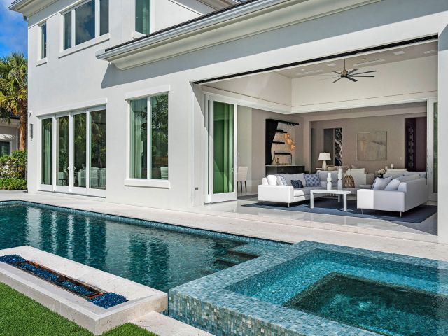 Продажа дома по адресу 148 Thatch Palm Cove - фото 6769058