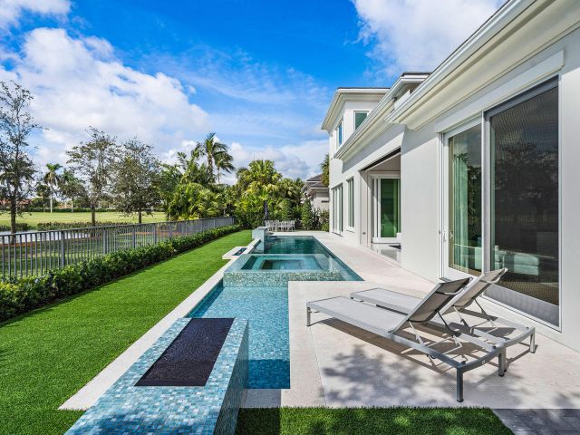 Продажа дома по адресу 148 Thatch Palm Cove - фото 6769059