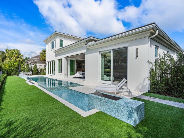 Продажа дома по адресу 148 Thatch Palm Cove - фото 6769060