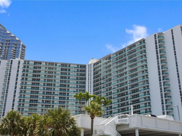 Продажа квартиры #227 - фото 6754056