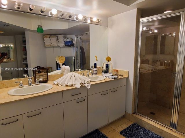 Продажа квартиры #1602 - фото 6752879