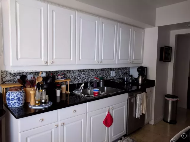 Продажа квартиры #1602 - фото 6752875