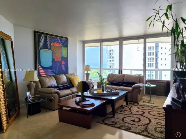 Продажа квартиры #1602 - фото 6752870