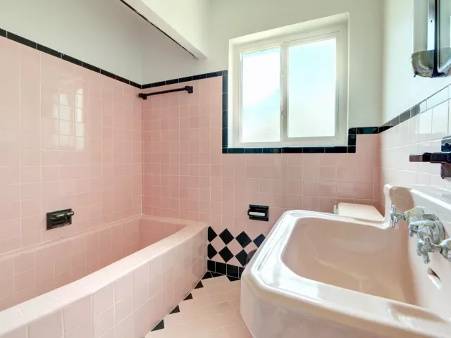 Продажа дома по адресу 1623 NE 20th Street - фото 8908154