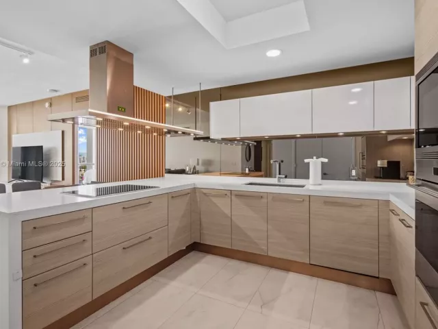 Продажа квартиры #1805 - фото 6752475