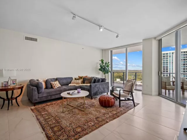 Продажа квартиры #1805 - фото 6752480