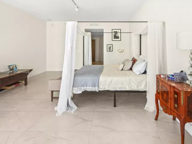 Продажа квартиры #1805 - фото 6752468