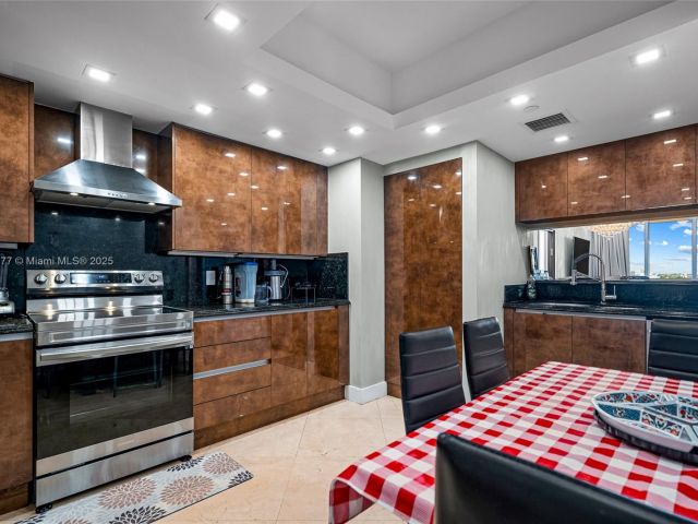 Продажа квартиры #S8-F - фото 6753104