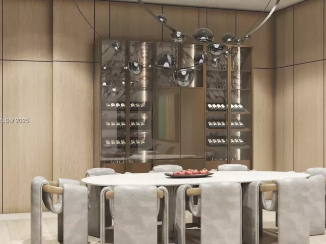 Продажа дома по адресу 110 Hampton Ln - фото 6752609