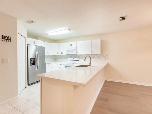 Дом в аренду по адресу 853 Imperial Lake Road - фото 6760748