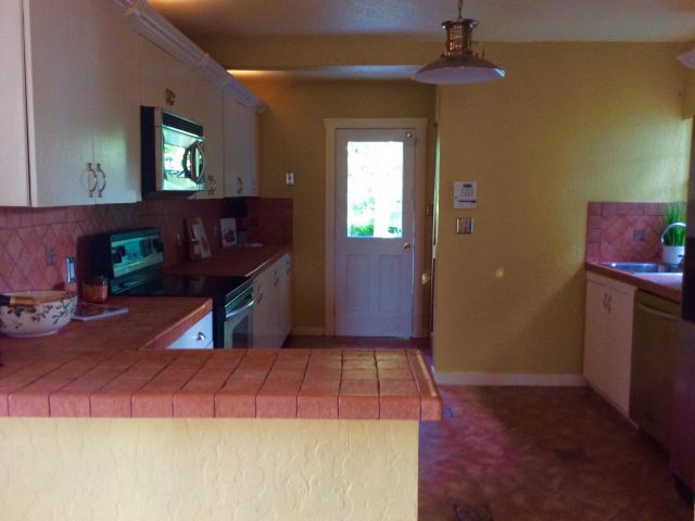 Дом в аренду по адресу 382 Ellamar Road - фото 6760755