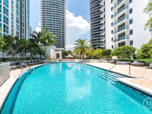 Продажа квартиры #1701 - фото 6761544