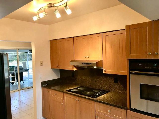 Дом в аренду по адресу 254 NW 6th Avenue - фото 6754320