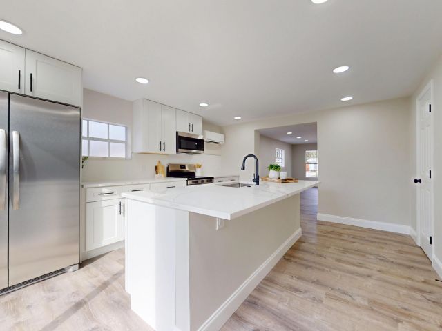 Продажа дома по адресу 1448 8th Street - фото 6775146