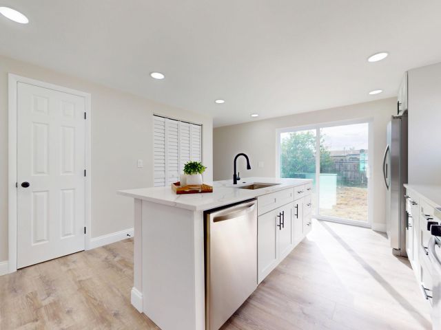 Продажа дома по адресу 1448 8th Street - фото 6775147