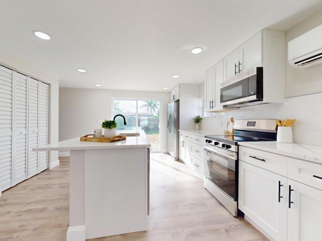 Продажа дома по адресу 1448 8th Street - фото 6775148