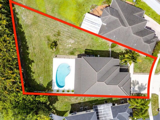 Продажа дома по адресу 11157 Harbour Springs Circle - фото 6759967