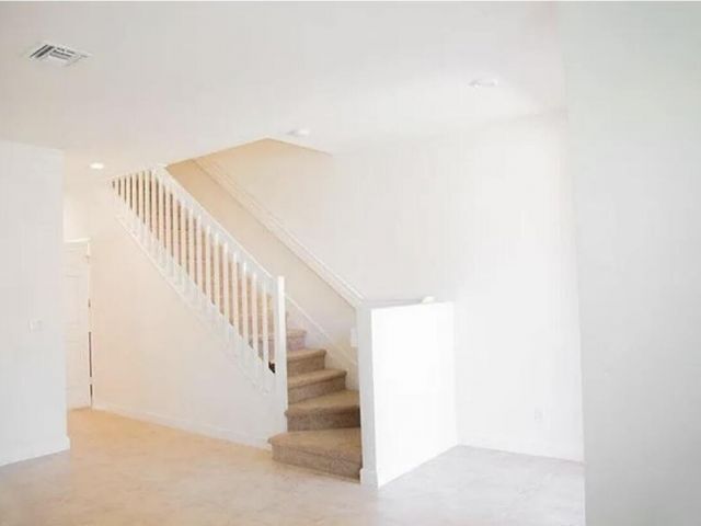 Дом в аренду по адресу 4324 Maybelle Lane - фото 6760684