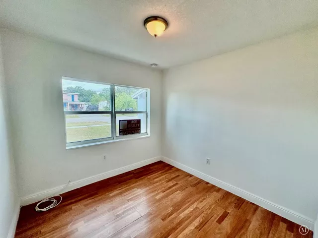 Продажа дома по адресу 730 Arizona Avenue - фото 8917095