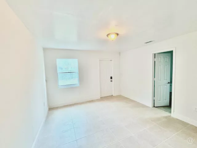 Продажа дома по адресу 730 Arizona Avenue - фото 8917098