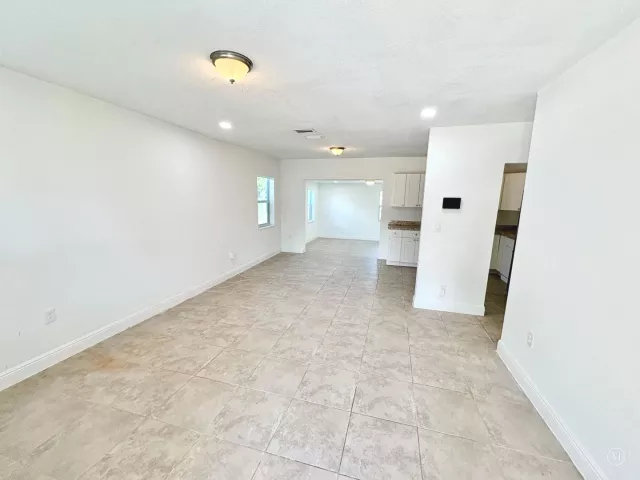 Продажа дома по адресу 730 Arizona Avenue - фото 8917084