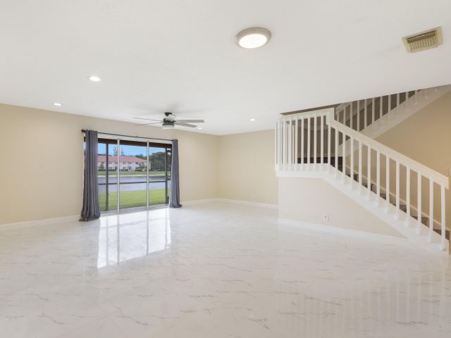 Дом в аренду по адресу 6219 Eaton Street - фото 6760701