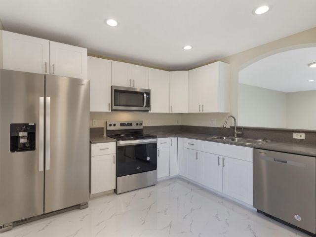 Дом в аренду по адресу 6219 Eaton Street - фото 6760709