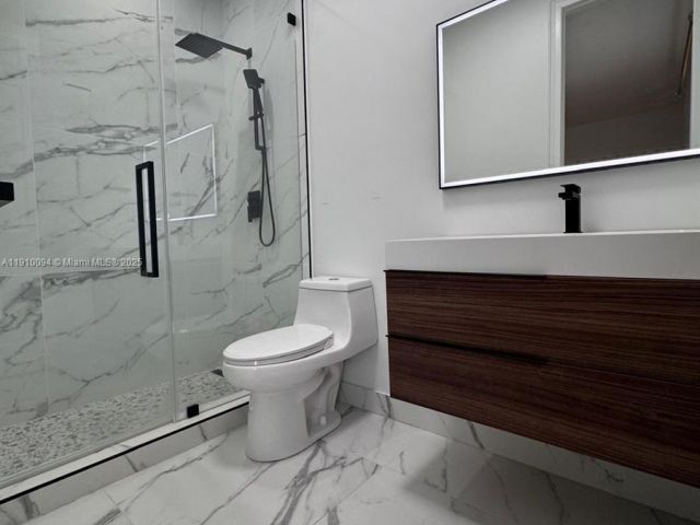 Дом в аренду по адресу 8850 NW 98th Ct 8850 - фото 7486479