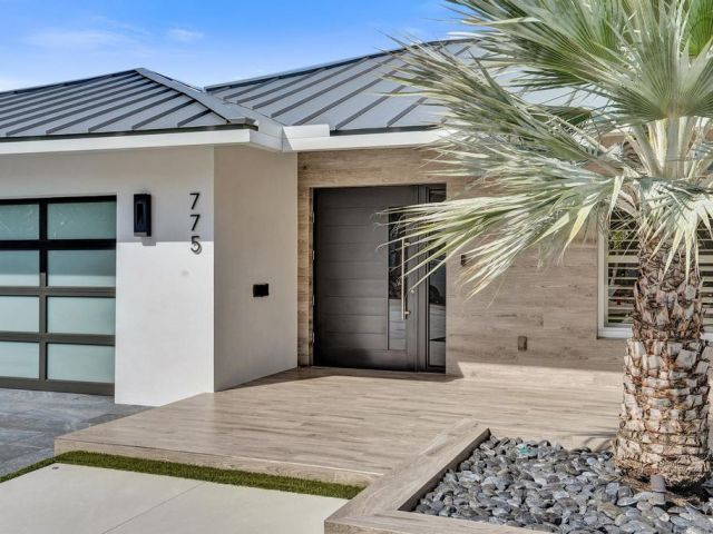 Продажа дома по адресу 775 NE 39th Street - фото 6766934