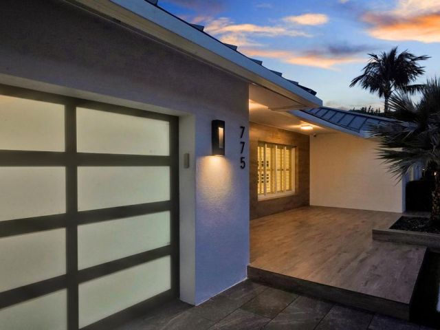 Продажа дома по адресу 775 NE 39th Street - фото 6766945