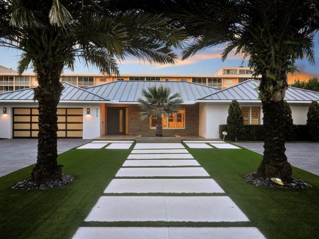 Продажа дома по адресу 775 NE 39th Street - фото 6766947