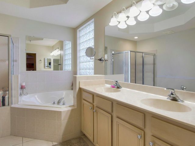 Продажа дома по адресу 1258 Pebble Ridge Lane - фото 6760566