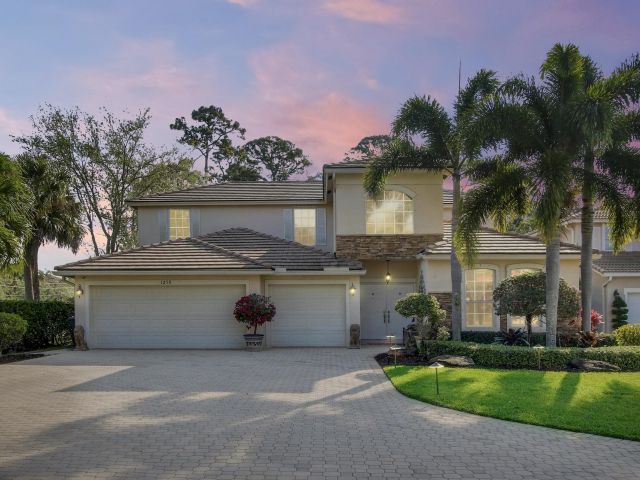 Продажа дома по адресу 1258 Pebble Ridge Lane - фото 6760571