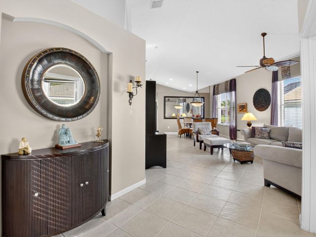 Продажа дома по адресу 7446 W Mercada Way - фото 6764821