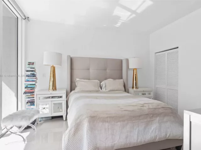 Продажа квартиры #4018 - фото 6757331