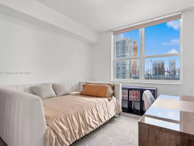 Продажа квартиры #4018 - фото 6757326