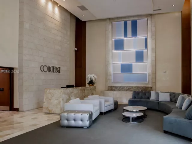 Продажа квартиры #4018 - фото 6757321