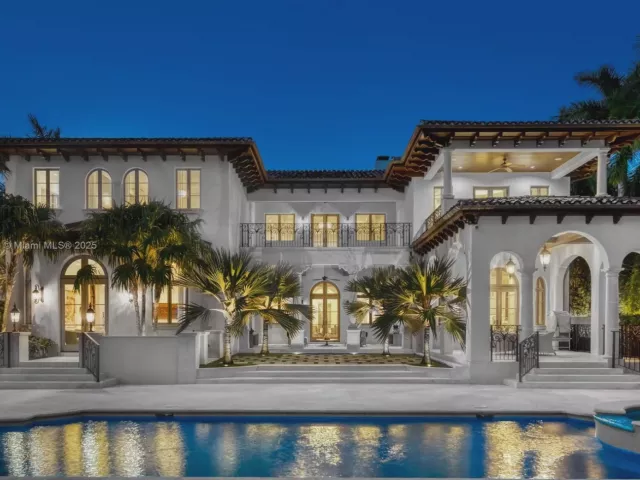 Продажа дома по адресу 190 Palm Avenue - фото 6756908