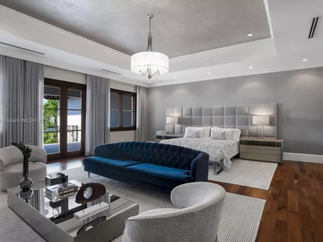 Продажа дома по адресу 190 Palm Avenue - фото 6756909