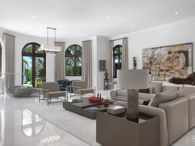 Продажа дома по адресу 190 Palm Avenue - фото 6756912