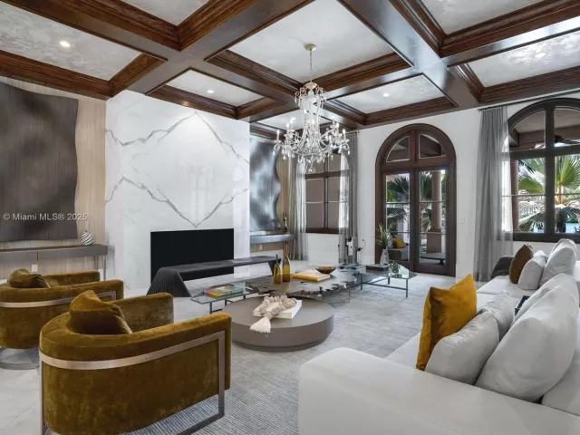 Продажа дома по адресу 190 Palm Avenue - фото 6756913