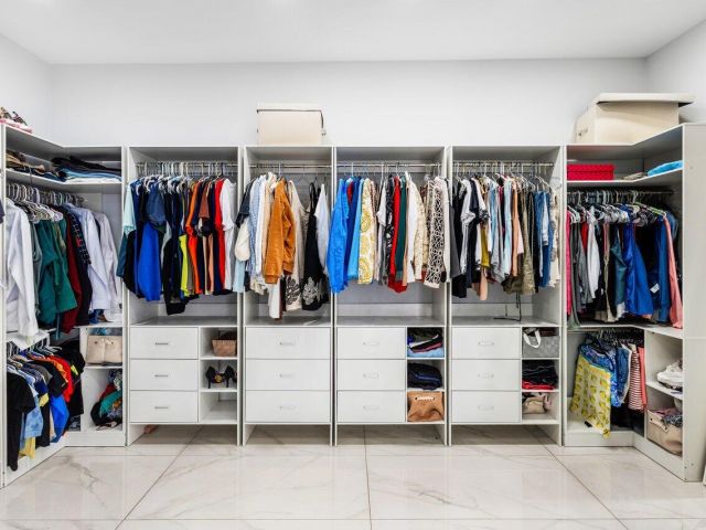 Продажа дома по адресу 7748 Travlers Tree Drive - фото 6758639