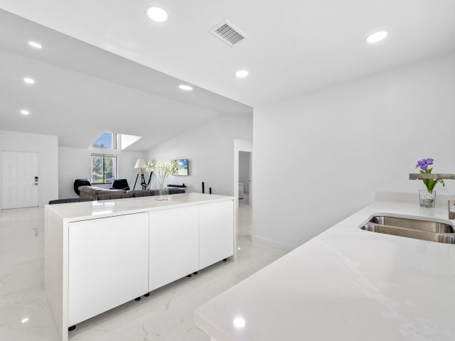 Продажа дома по адресу 22301 Ensenada Way - фото 6809287