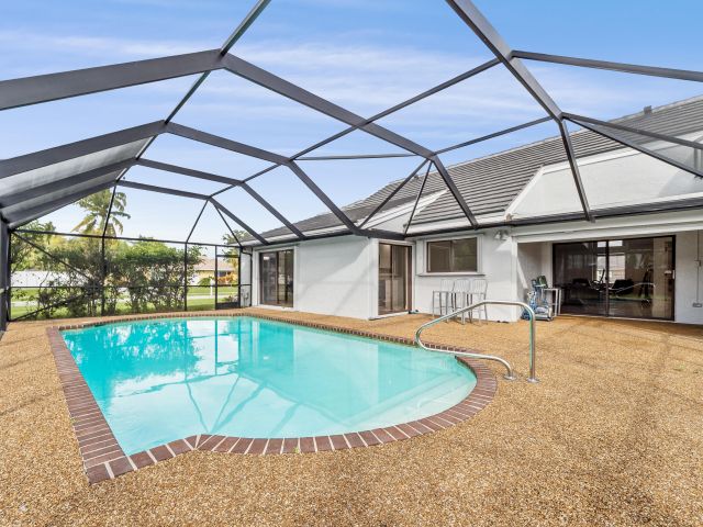 Продажа дома по адресу 22301 Ensenada Way - фото 6809294