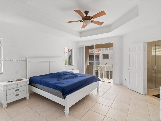 Дом в аренду по адресу 21396 Marina Cove Cir 17-J - фото 7173684