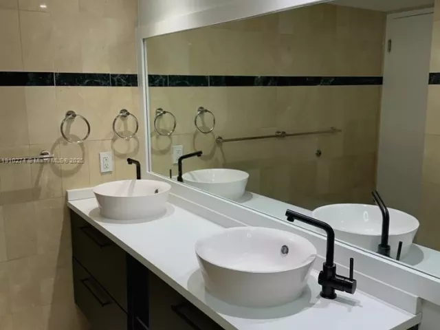 Квартира в аренду номер430 - фото 6757360