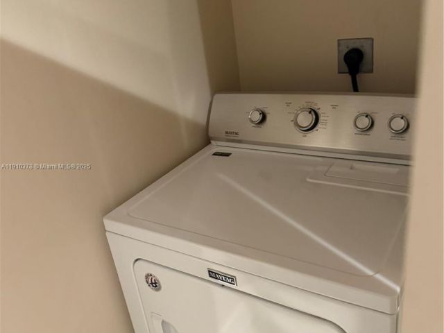 Продажа квартиры #2102 - фото 6759328