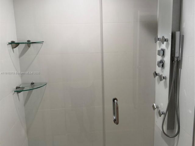 Продажа квартиры #2102 - фото 6759332